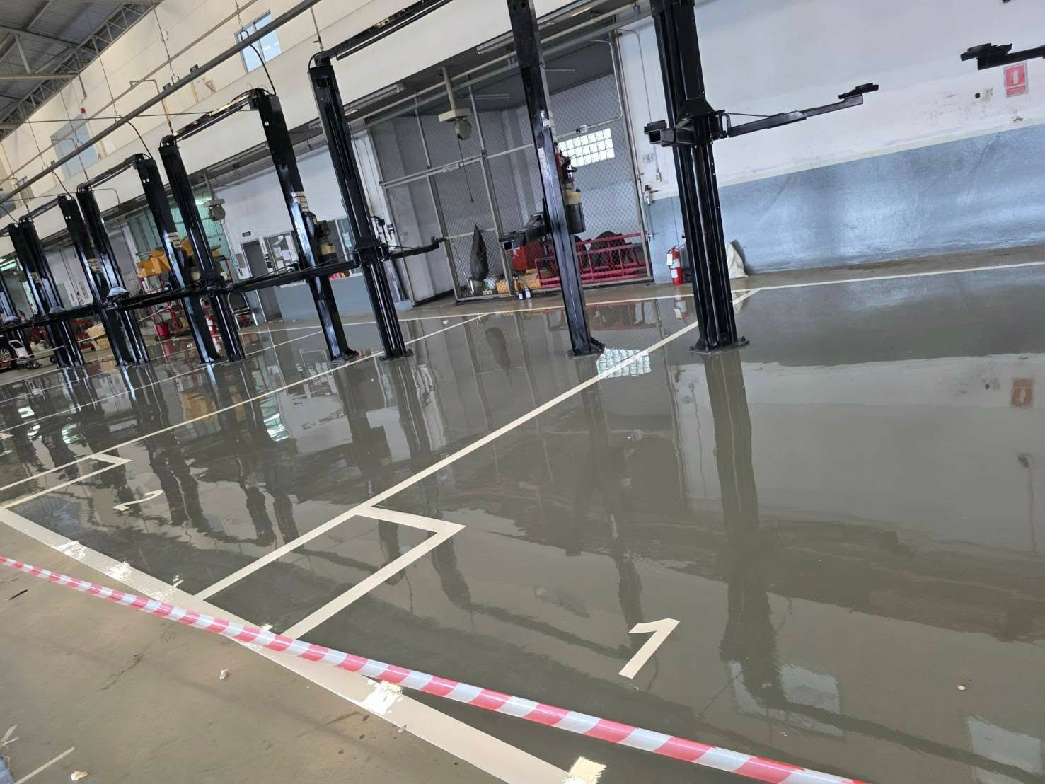 Self Leveling 4 MM.