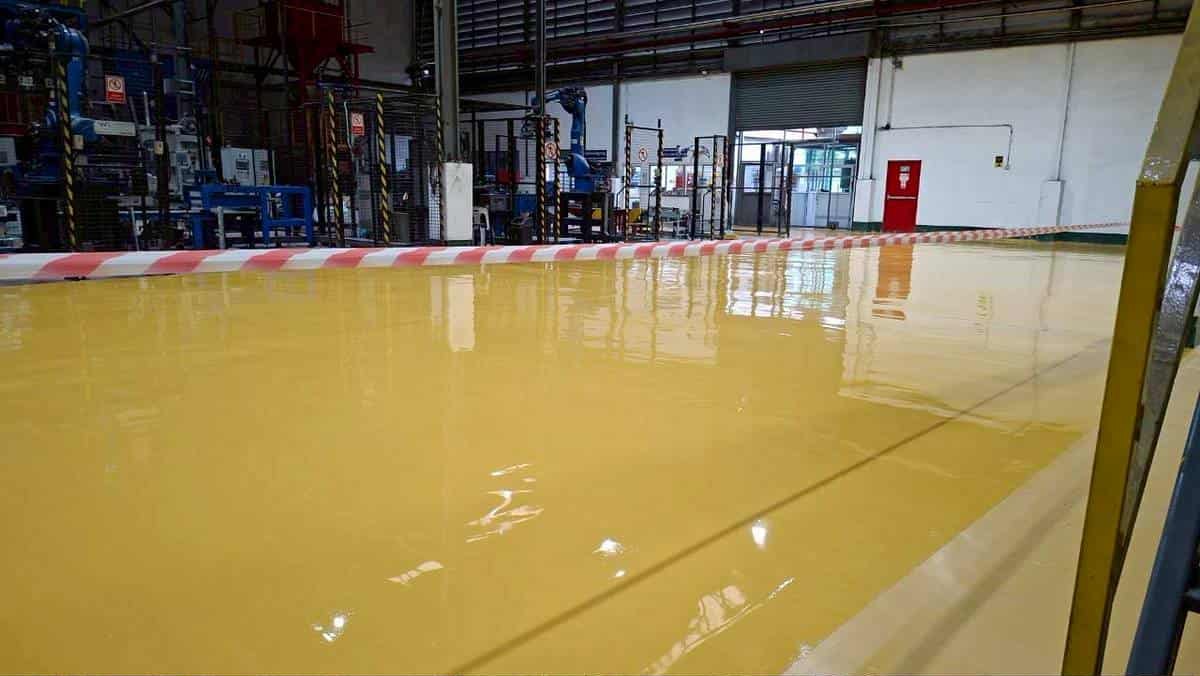 Self Leveling 4 MM.